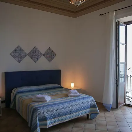 Costabella 아파트 *